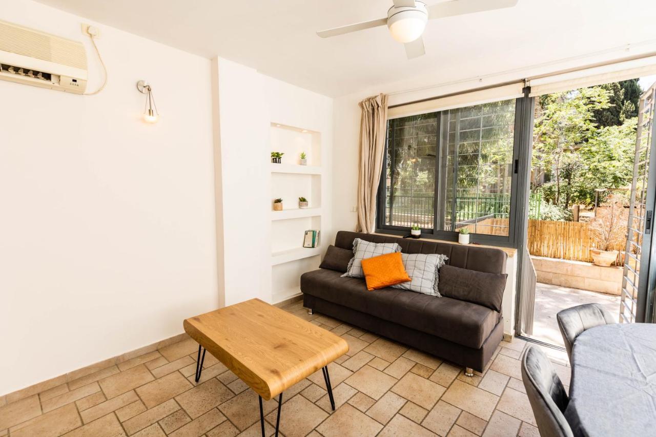 Central On Hapalmach- 3-Bdr Apartment Kudüs Dış mekan fotoğraf